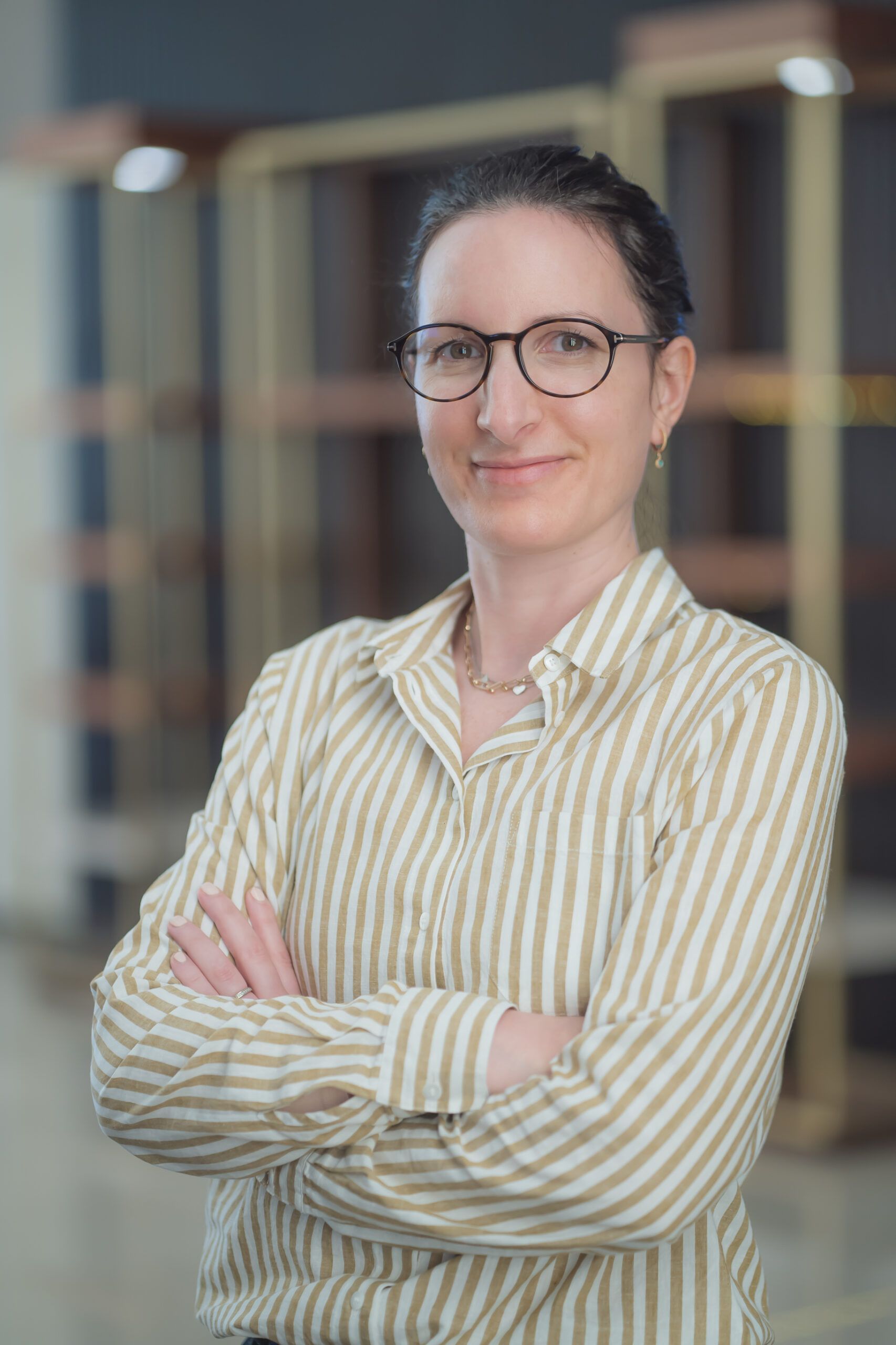 Essia scaled aa3c9d46